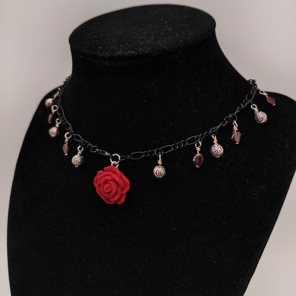 381MIDALANE Black Chain Choker with Garnet and Rose Accents - Picture 11 of 16